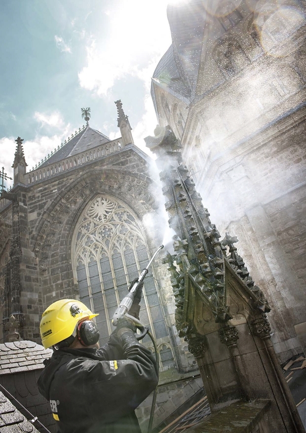 NKG_Reinigung_Aachener_Dom